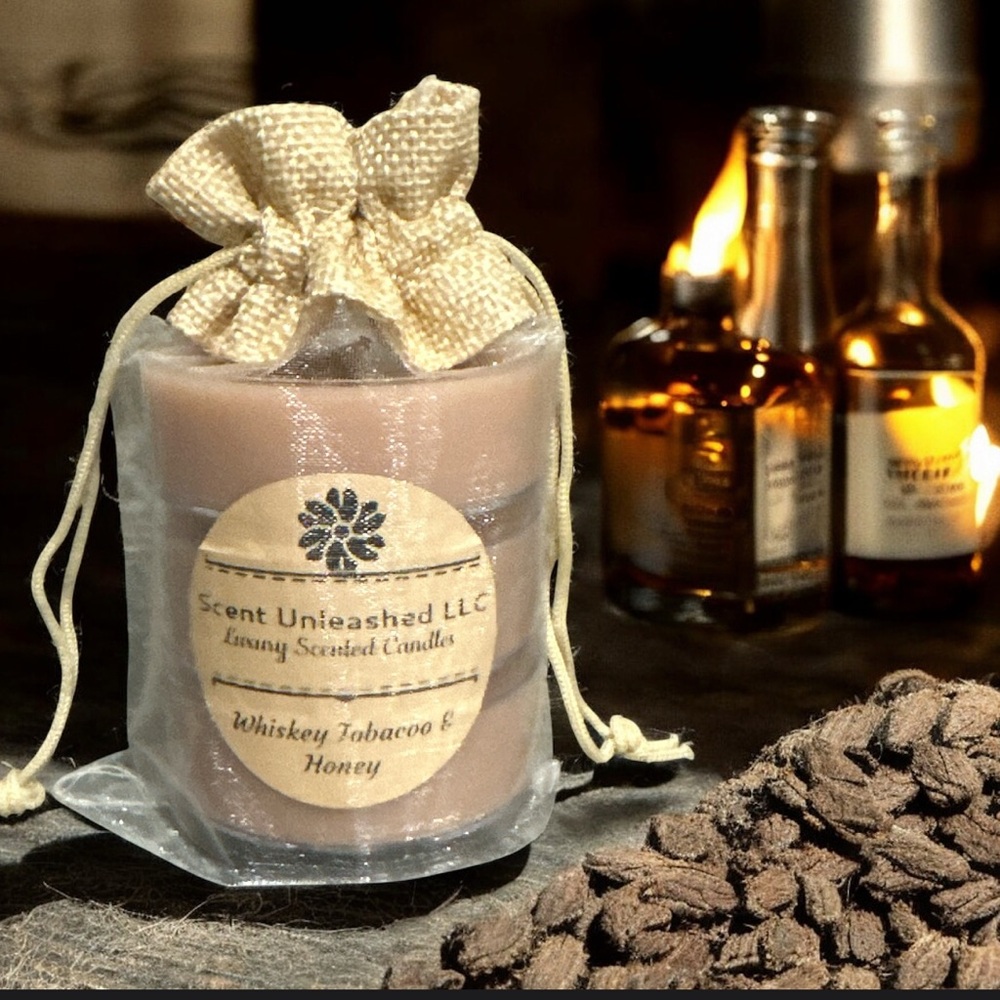 Whiskey Tobacco & Honey Candle